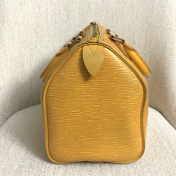 Authentic Louis Vuitton Speedy 25 bag yellow Epi leather - Picture 9 of 16
